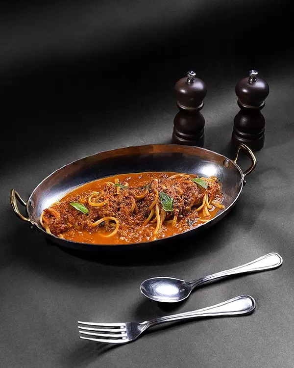 Linguine with Bolognese Sauce