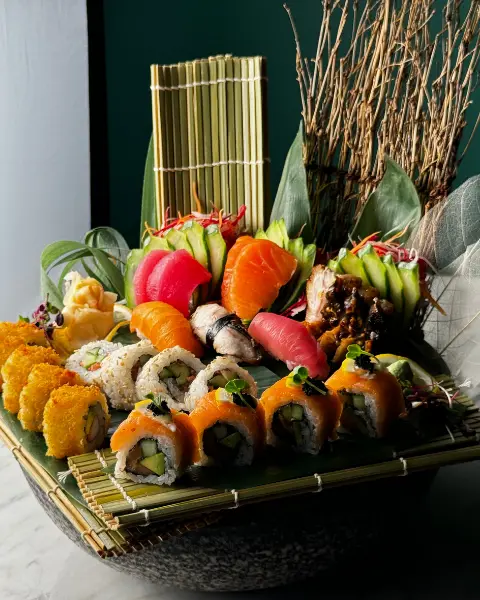 VIP Sushi Platter (R)